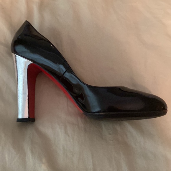 Christian Louboutin Heels 👠 - Picture 6 of 8